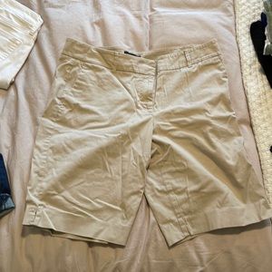 Ann Taylor khaki chino Bermuda shorts